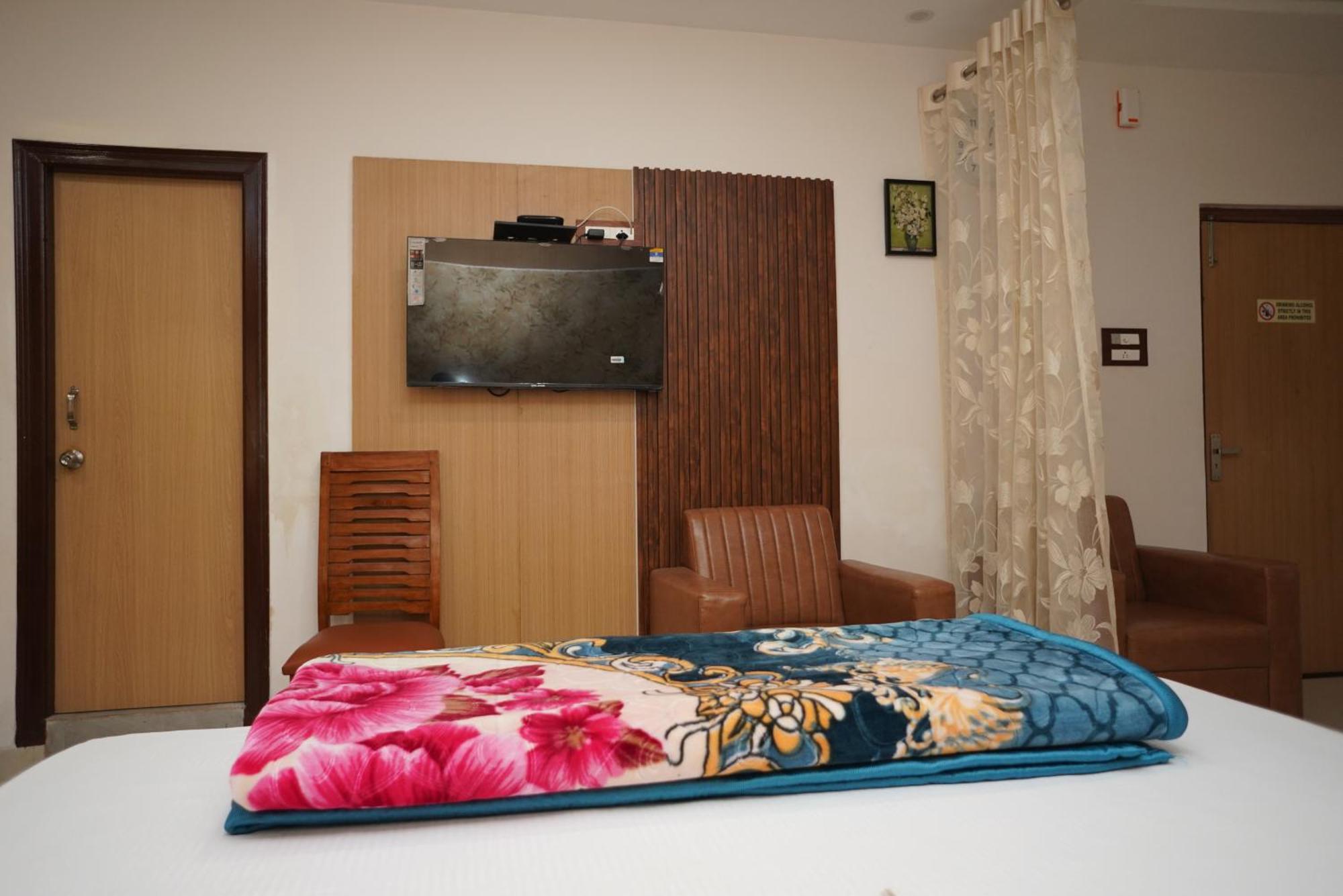 Hotel Sunshine & Restaurant Purnia Dış mekan fotoğraf